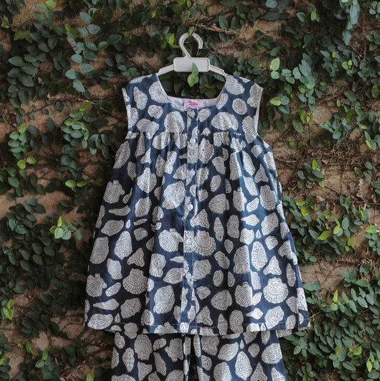 Lovely Seashells Kids Nightwear