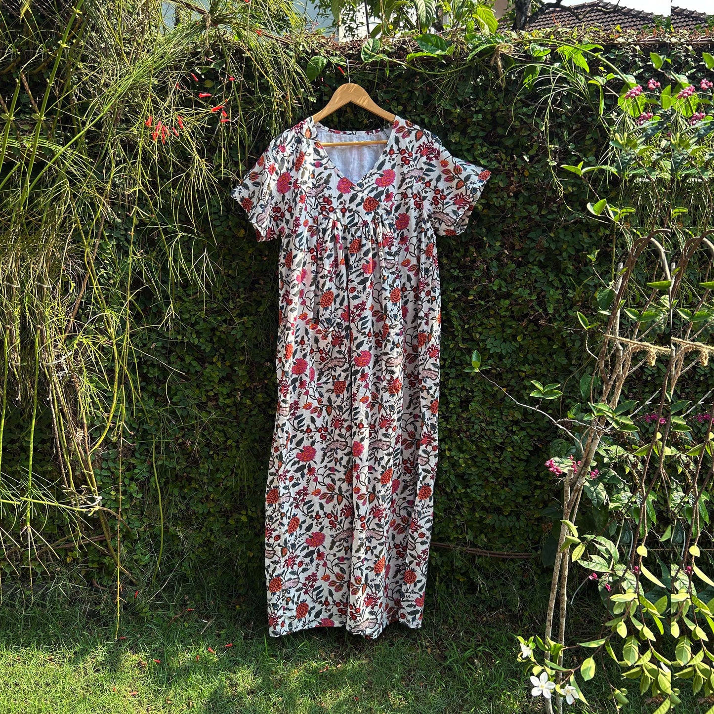 Stylish Ladies Nursing Friendly Printed Nightwear