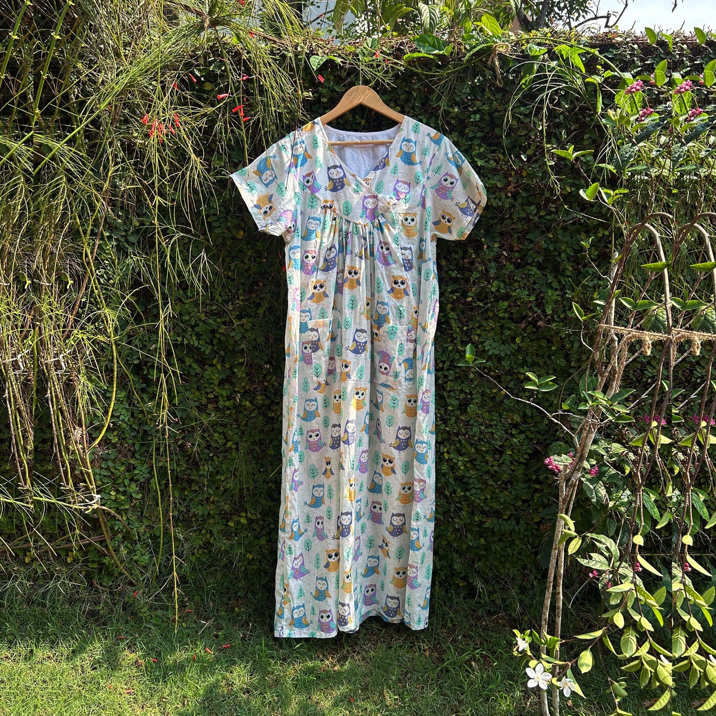 Stylish Ladies Nursing Friendly Printed Nightwear