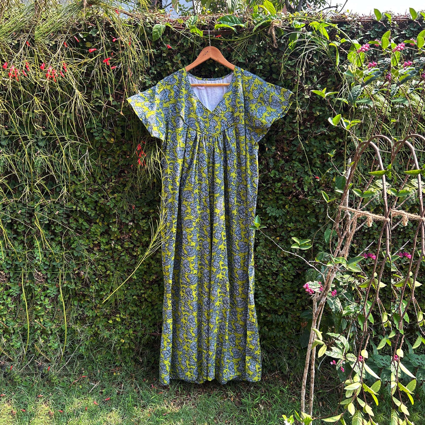 Stylish Ladies Nursing Friendly Printed Nightwear