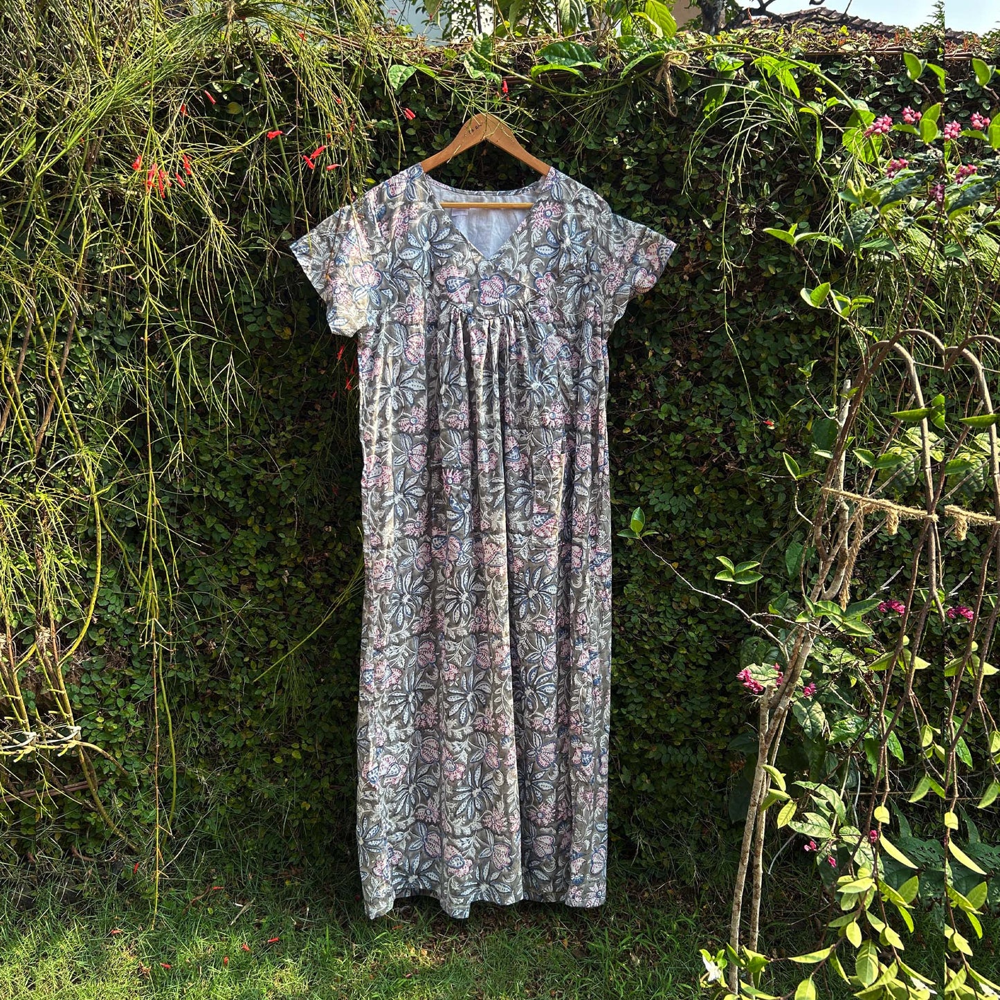 Stylish Ladies Nursing Friendly Printed Nightwear