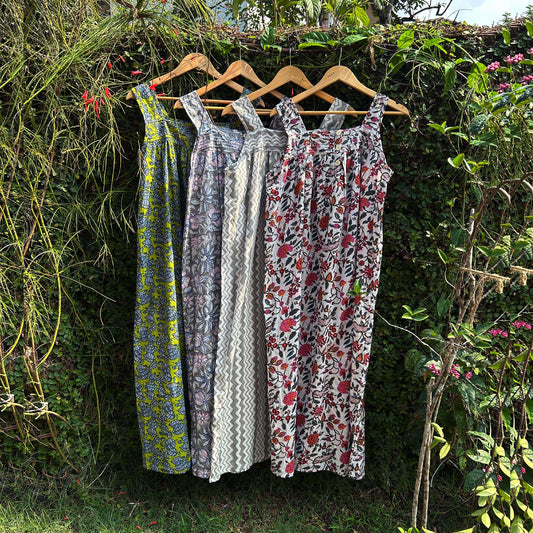 Sleevless Pintuck Yoke Ladies Cotton Nightwear
