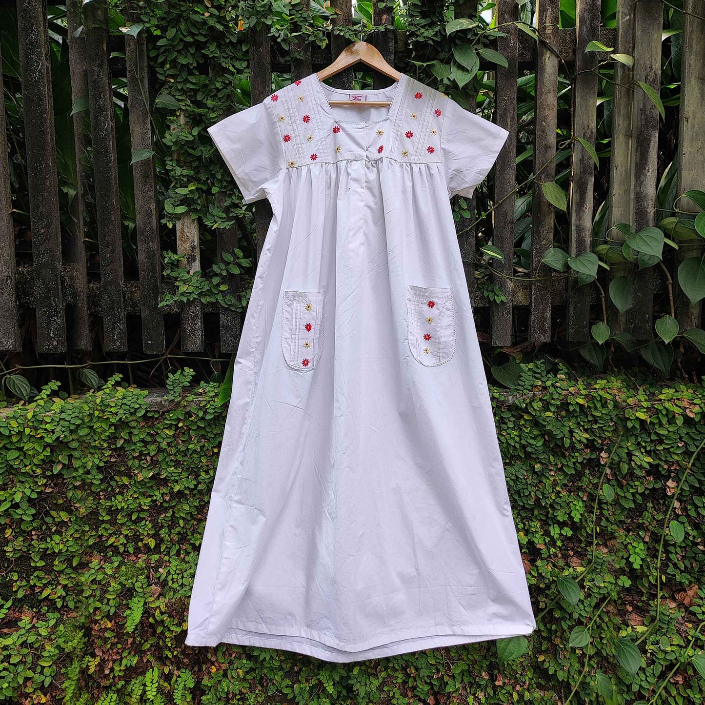 Half Sleeved Nightwear with Embroidered Ornate Flowers