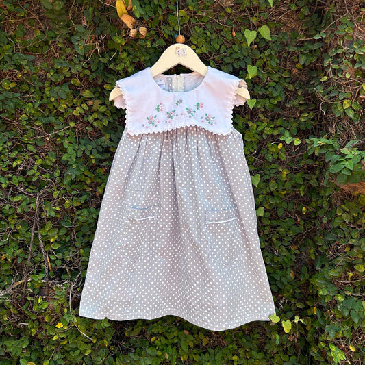 Little Fashionista's Enchanting Floral Elegance