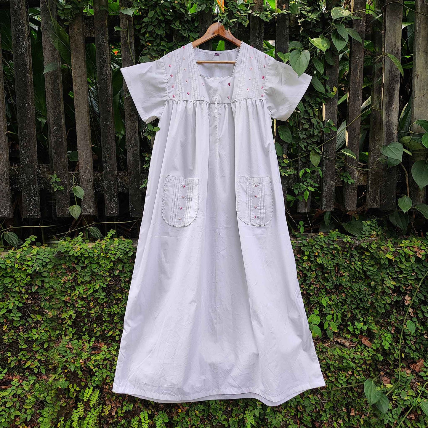 Half Sleeved Nightwear with Embroidered Ornate Flowers