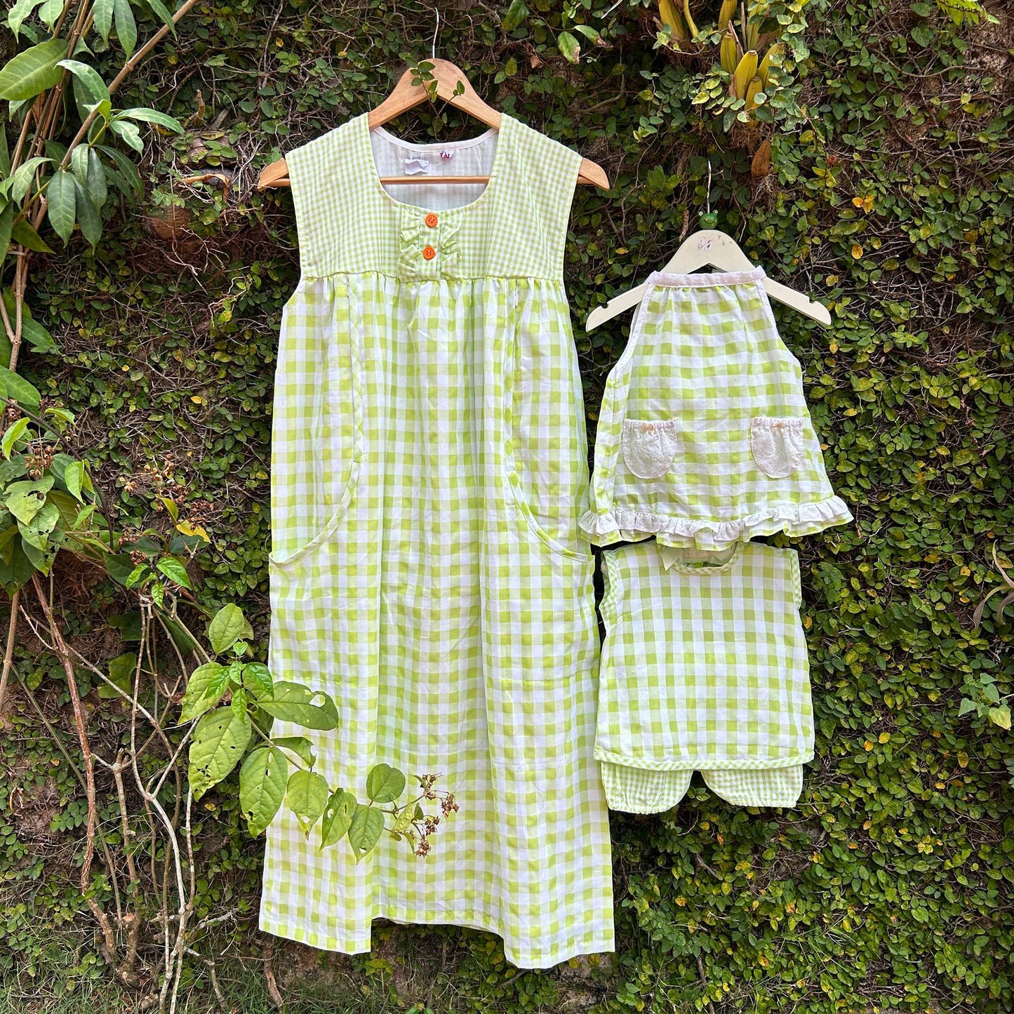 Enchanting Gingham Baby Dress for Summer Adventures