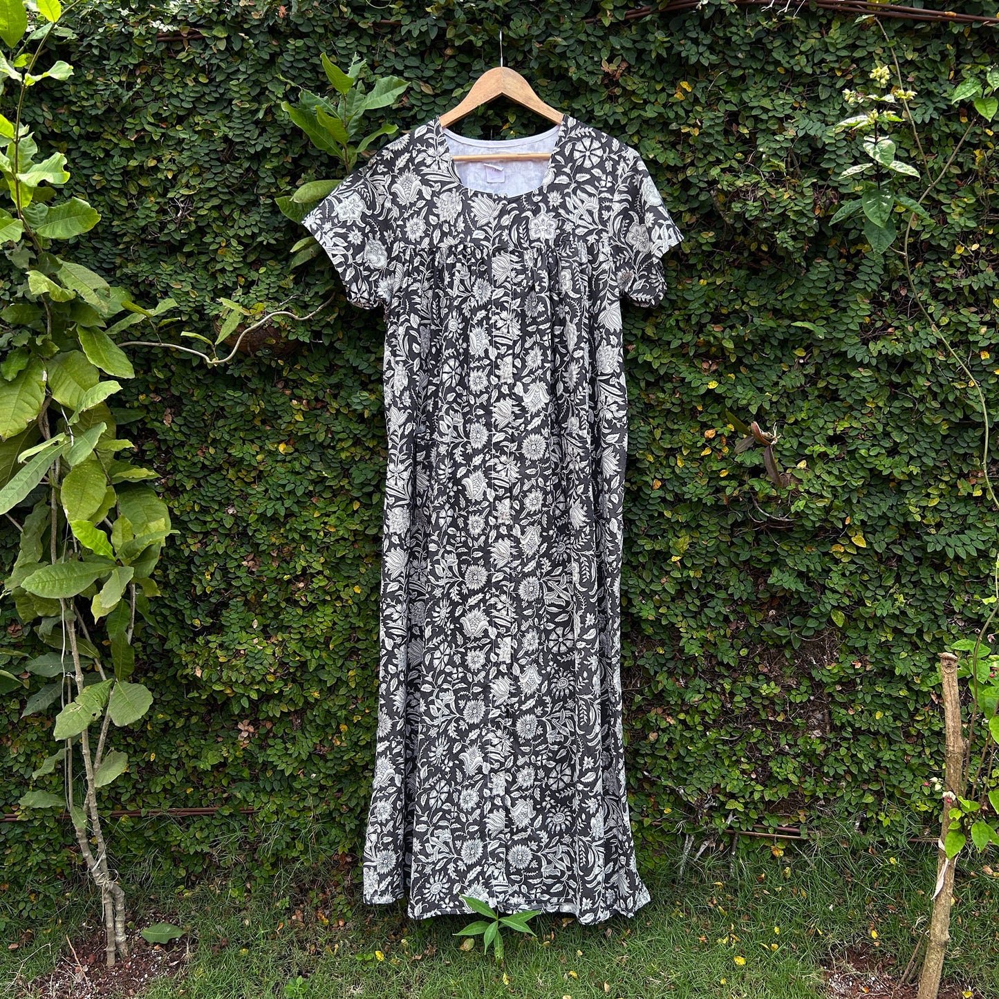 Stylish Nursing Friendly Block Printed Nightwear