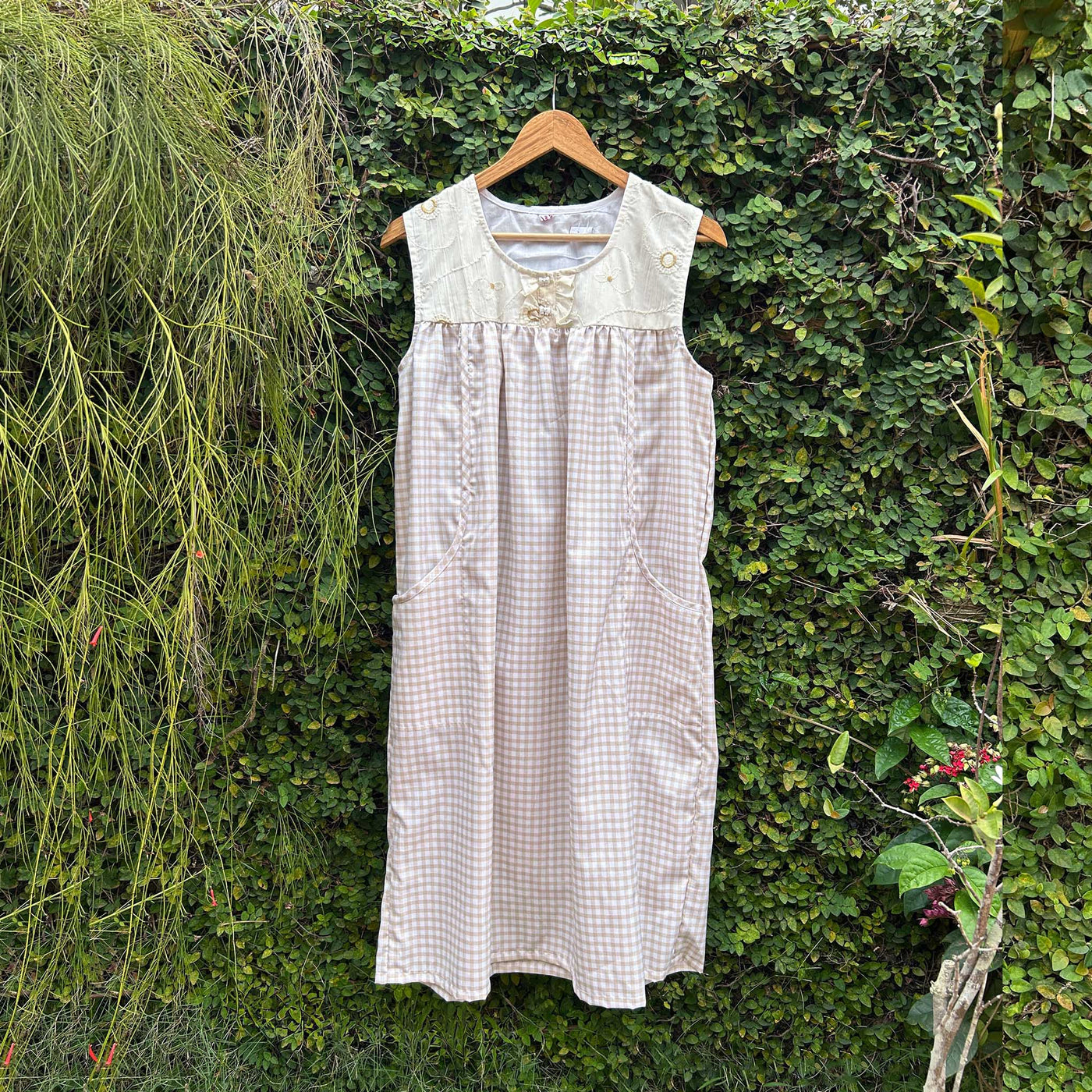 Hakoba Yoked Gingham Nursing Night Wear