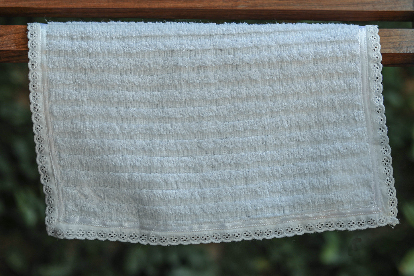 SUPER SOFT WHITE FACE TOWEL