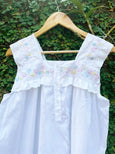 Dreamy Lace - Sleeveless White Cotton Nighty