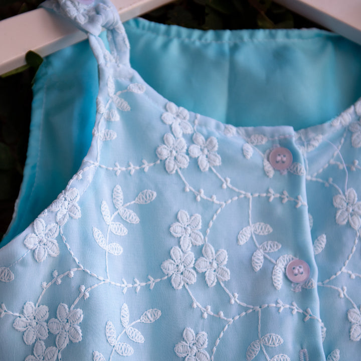 Pretty Party Dress With Satin Lining