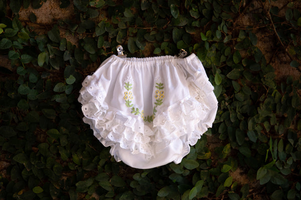 embroidered flowers baby panty