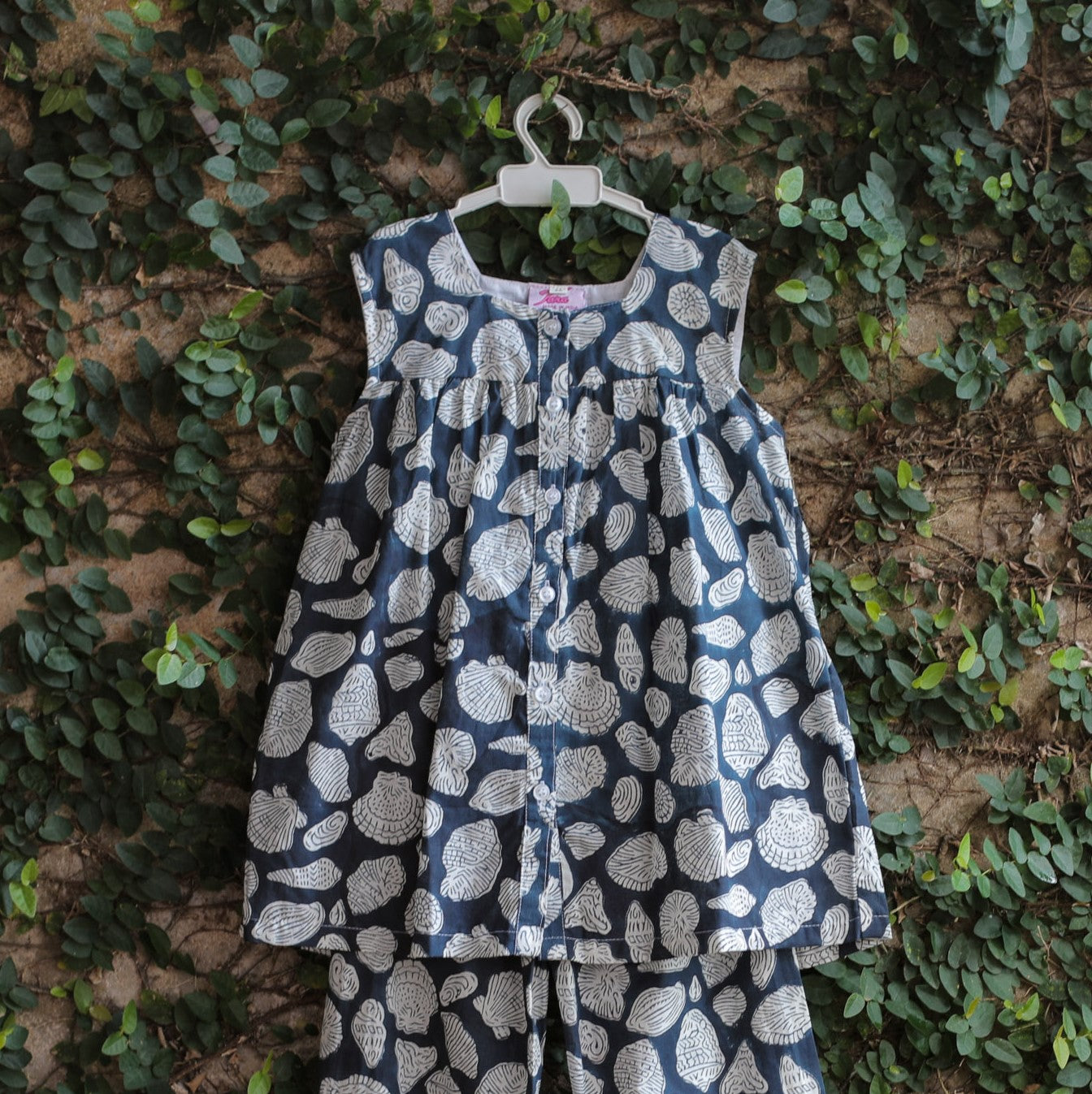 Lovely Seashells Kids Nightwear
